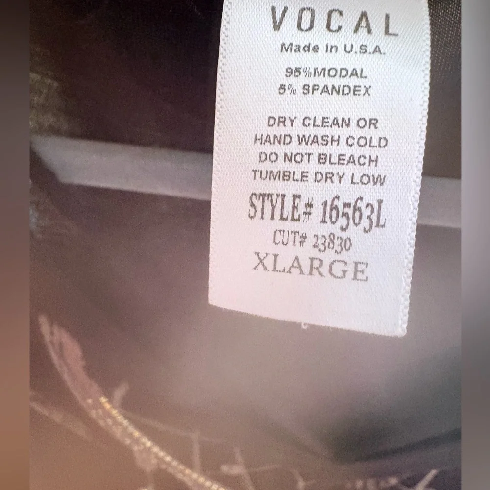 Vocal beautiful top